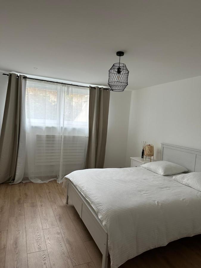 Joli Dans Maison Remise A Neuf Apartment *